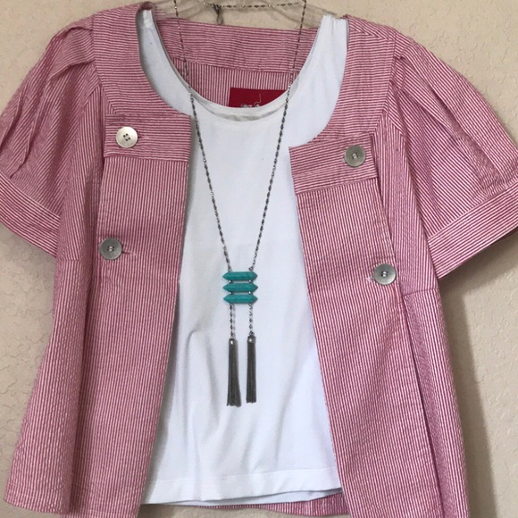 Tops - Striped cropped Jacket!